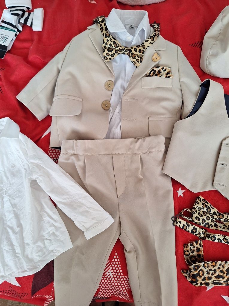 Costum de botez marimea 74 cm