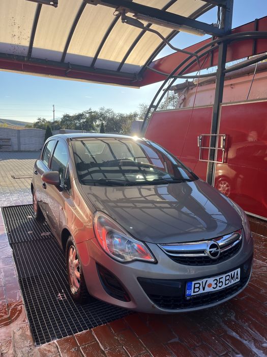 Opel Corsa 1.2 Benzină An 2011