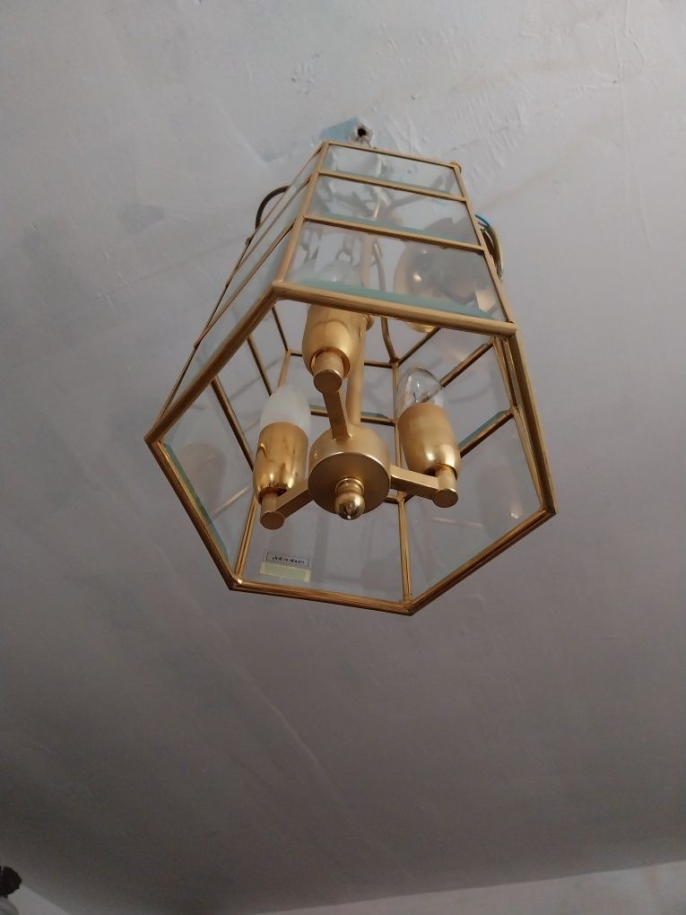 Candelabru, lustra de tavan