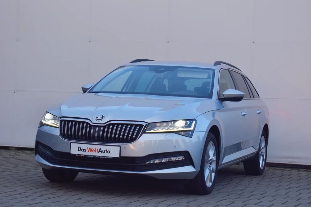 Skoda Superb Istoric Skoda/TVA ded./ Senzori Incal scaune/volan Haion Elec. MATRIX
