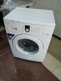 Срочно продам стиральную машинку автомат Самсунг 5кг