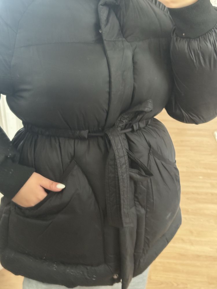 Продам женскую куртку