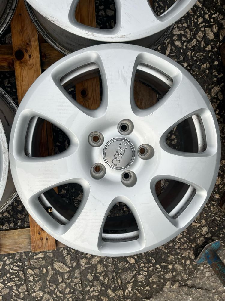 18'' оригинални джанти Audi Q7 Touareg et53 4L0601025E 7,5j 5x130 н118