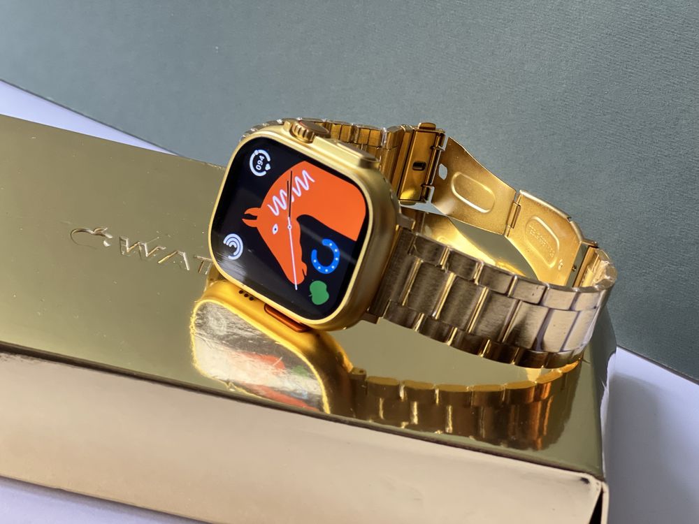 Apple Watch ULTRA, Titanium case, Gold Alpine metal Loop, 49mm, S