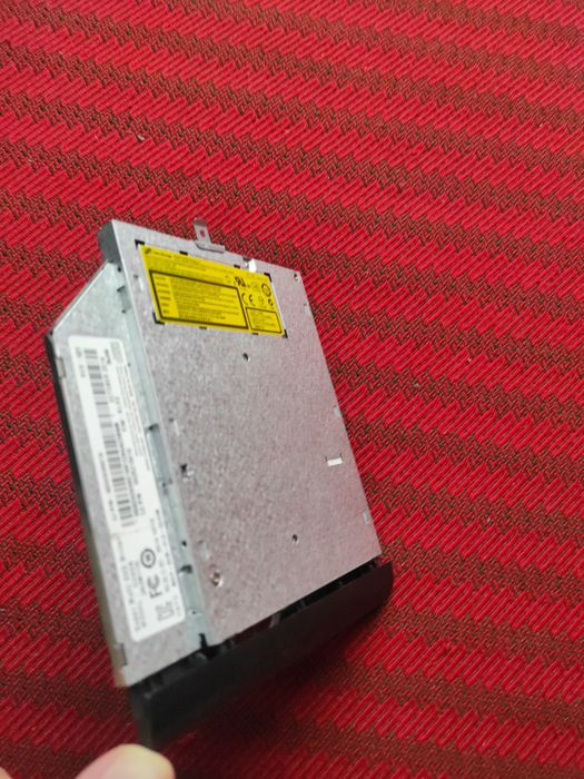 Unitate optică CD/DVD pentru laptop