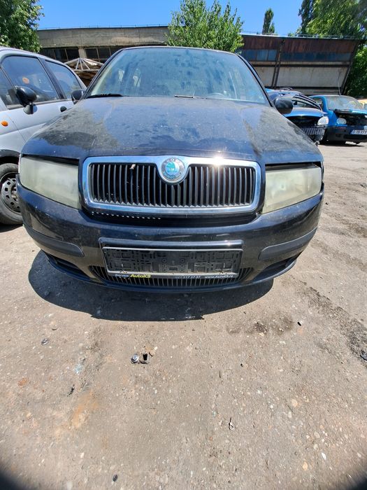 Dezmembrez Skoda Fabia 1.2B 2006