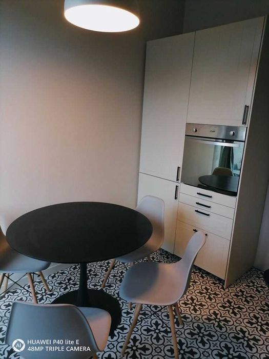 Дава се под наем Двустаен апартамент в Пловдив, Център - 65 кв.м за 400 € - Снимка #17