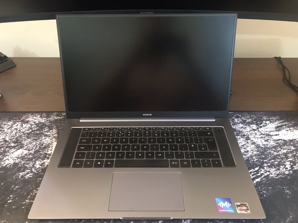 HONOR MagicBook PRO Space Gray
