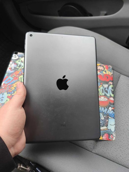 Tableta Apple iPad 9th Gen 64GB Silver GREY/1000 lei fix/doar in Cluj