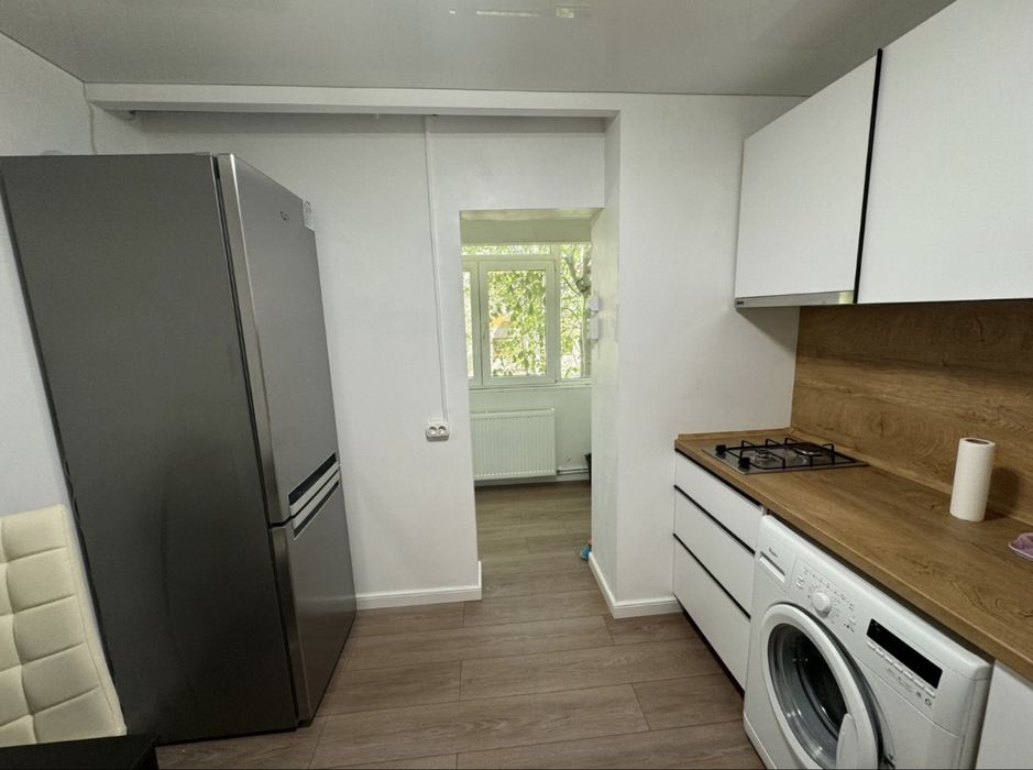 Apartament 2 camere de închiriat – Zona Soveja - Dionisie cel mic