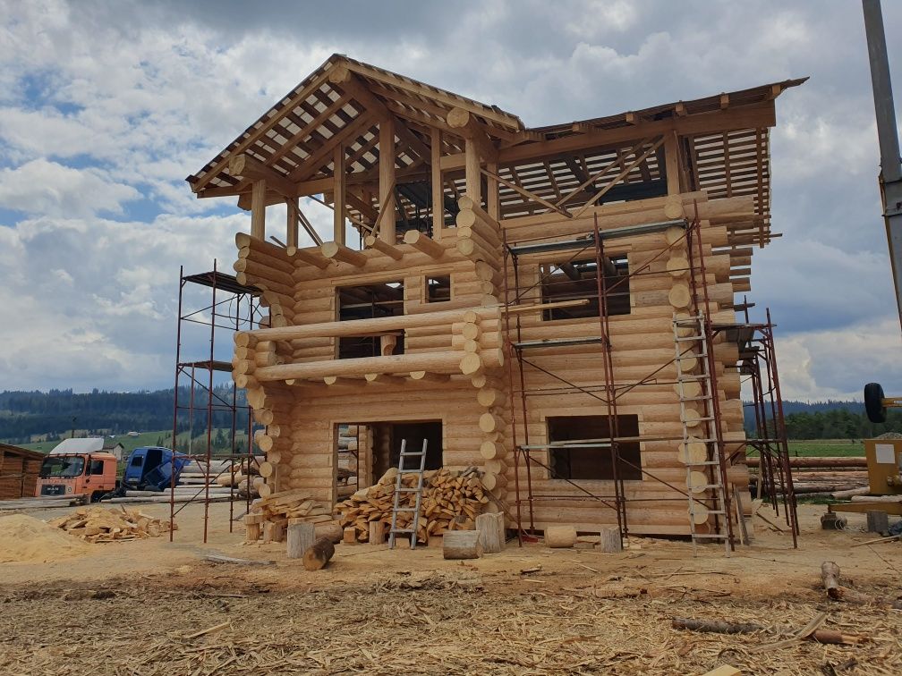 Casa, cabana Bustean ,se vinde De pe stoc  lemn rotund Log House