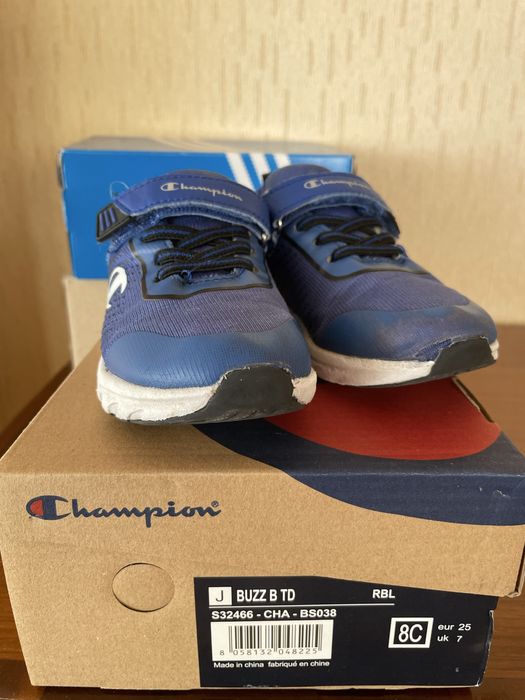 Маратонки  25р-р