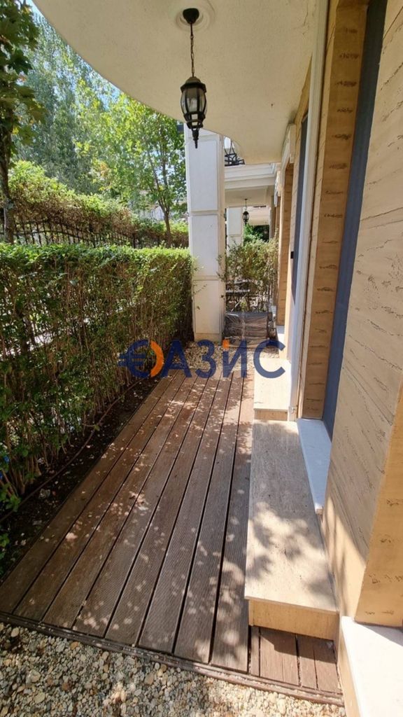 Продава се Двустаен апартамент в к.к. Слънчев бряг - 48 кв.м за 1605 €/кв.м - Снимка #14