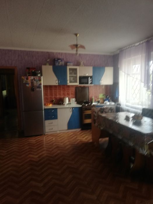 Прдается дом 4х ком кирпичный двухуровневый