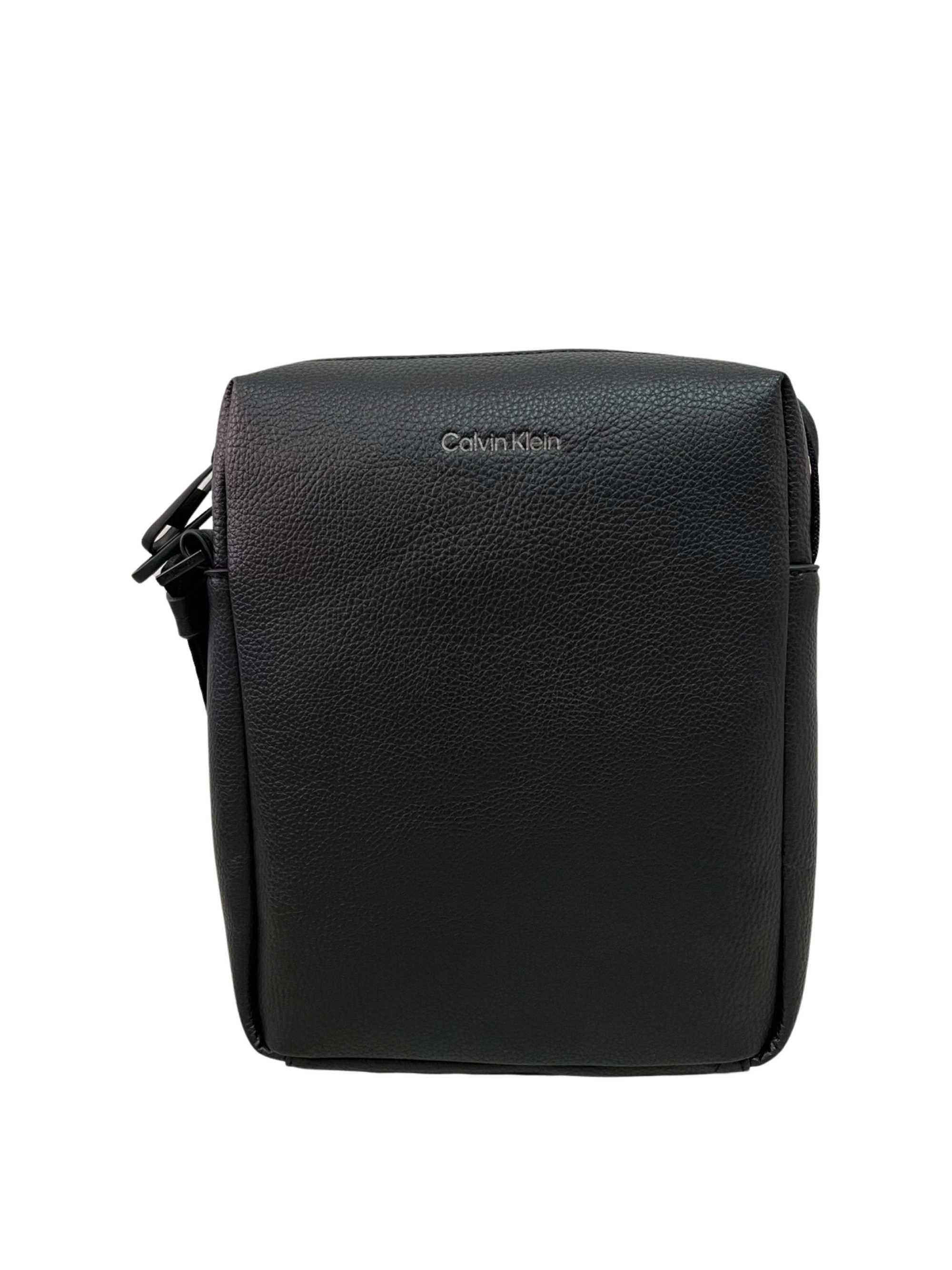 Оригинална мъжка чанта Calvin Klein K50K508690_BAX !