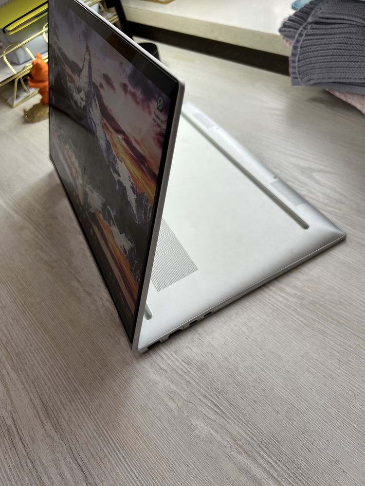 HP Envy x360 15.6 мощный трансформер, ноутбук и планшет