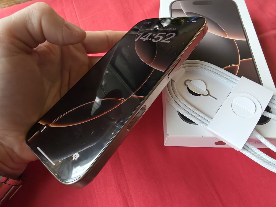 -Iphone 16Pro, ca Nou, 256Gb, 8Ram, Desert Titanium, bat: 95%-349 cicl