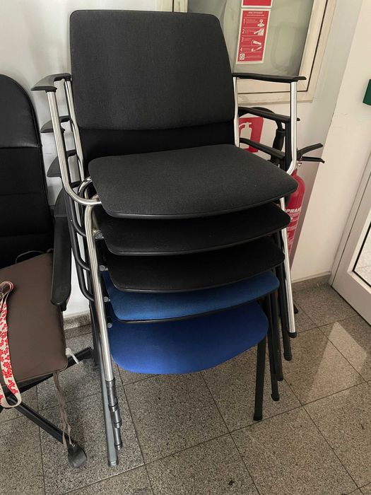 Мебели за офис - бюра, столове, принадлежности