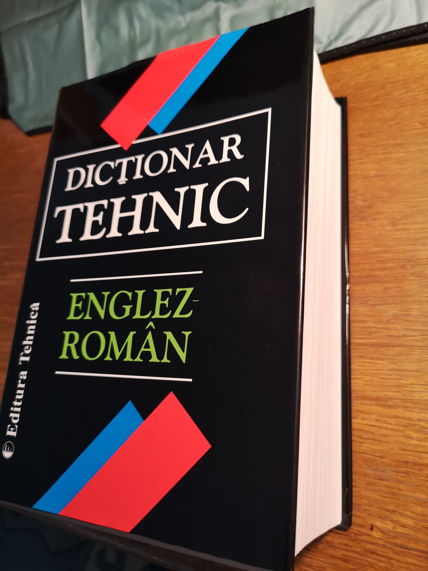 Dictionar tehnic Englez-Roman, editura Tehnica Bucuresti 1997, nou