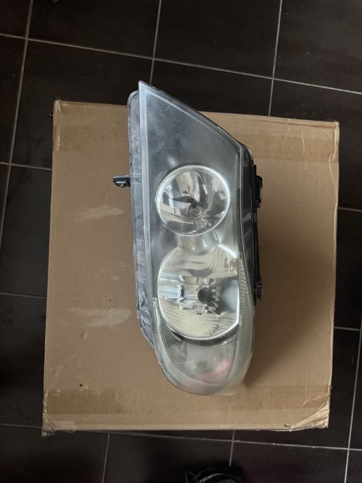 Фарове за BMW e90