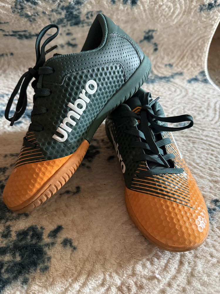 Детски стоножки “Umbro”