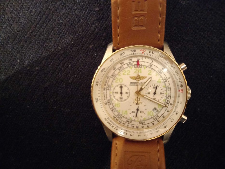 Часовник Breitling.