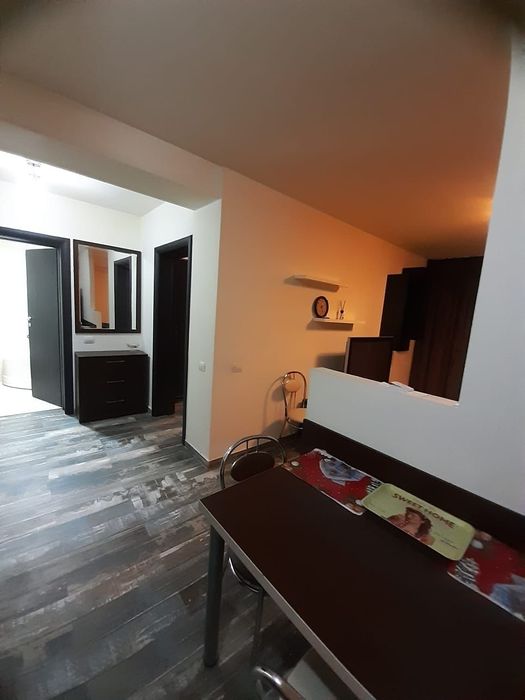 Închiriez apartament în militari residence