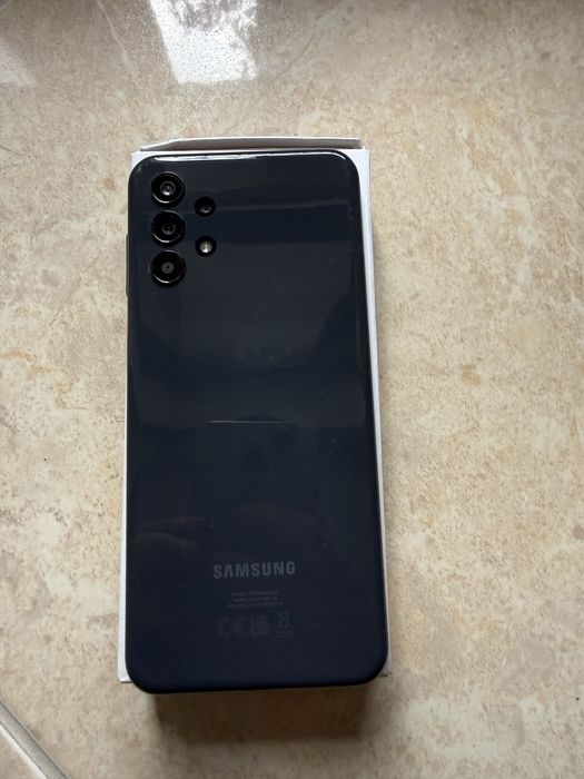 Продавам Samsung A13