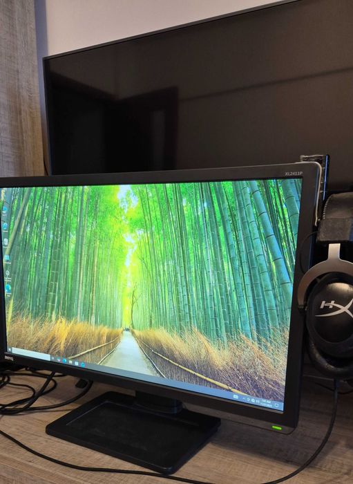 PG Gaming Ryzen 5 2600 3,9ghz, RTX 2060 6gb, monitor BenQ XL2411P 24''