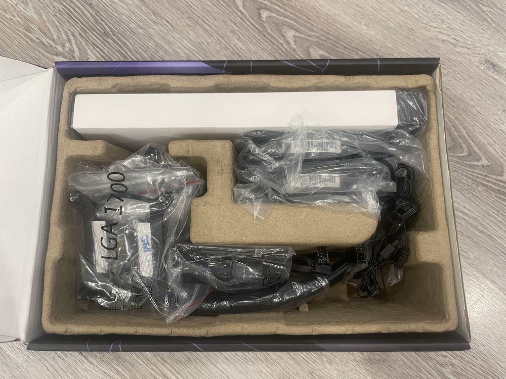 Система водяного охлаждения MSI MAG CoreLiquid C240