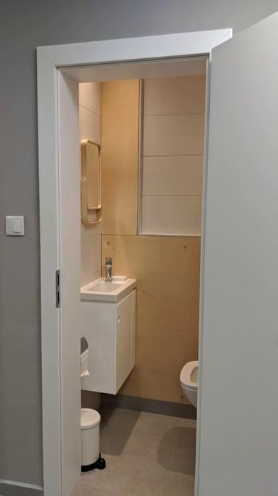 Дава се под наем Тристаен апартамент в София, Медицинска академия - 85 кв.м за 800 € - Снимка #8