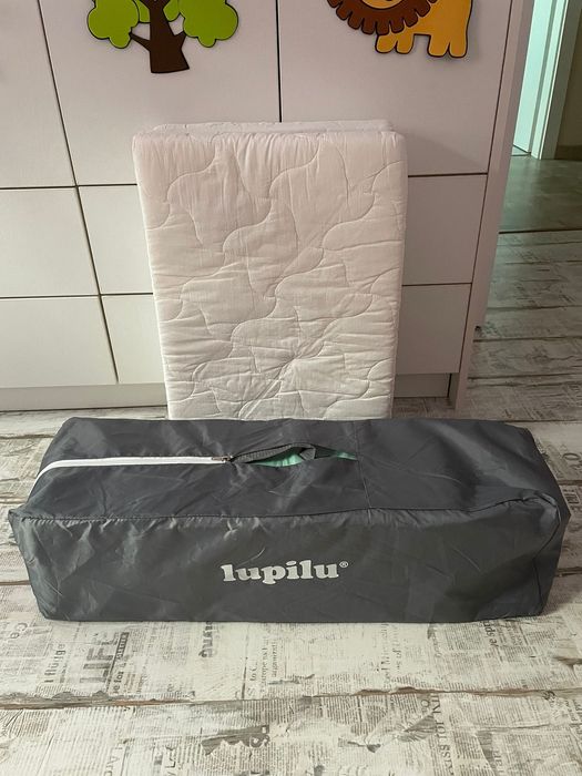 Patut pliabil pentru copii