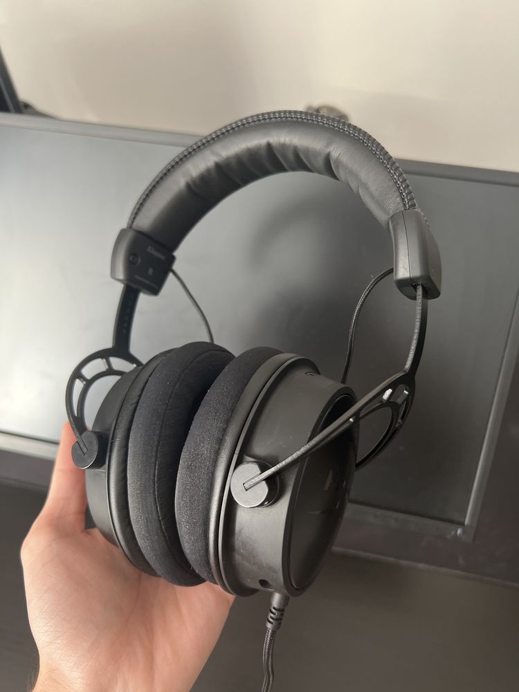 Наушники HyperX Cloud Alpha S