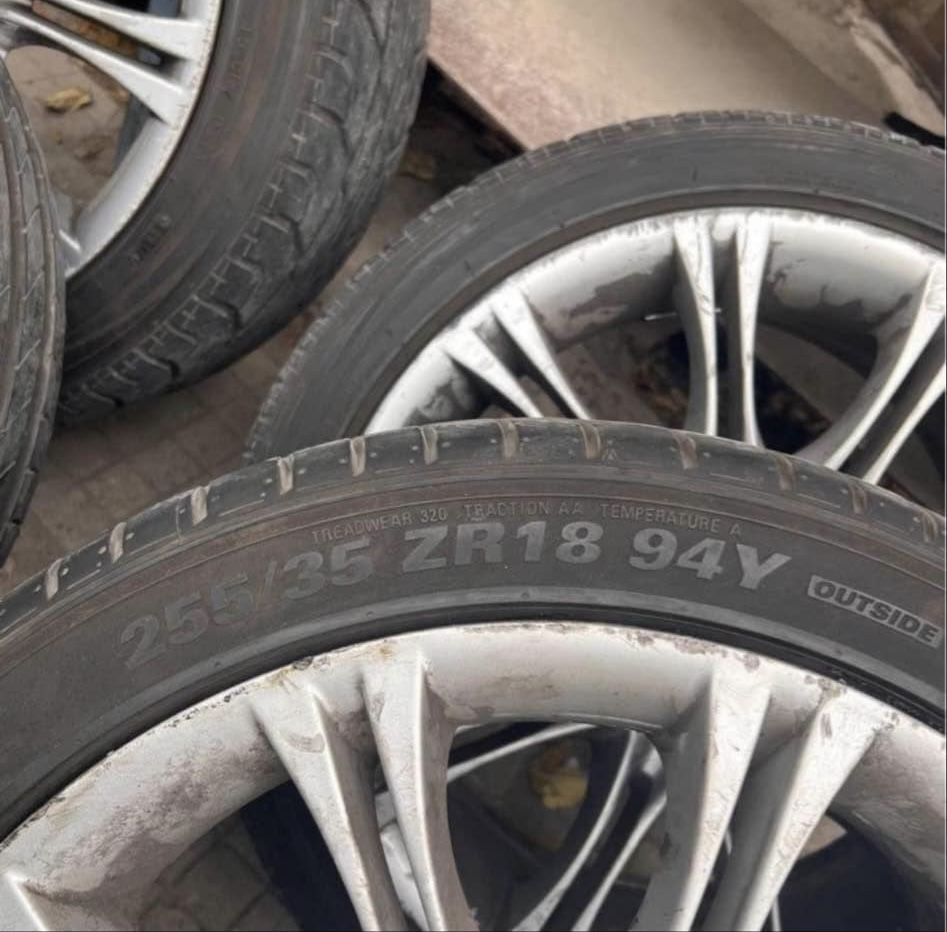Style 135 M Sport 8j/IS50 r18