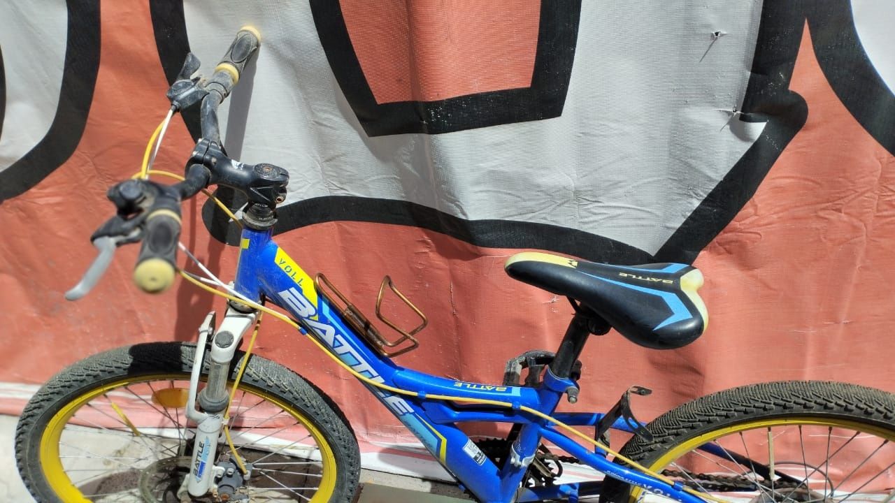 Продадим велосипед так как ребёнок подрос решили купить новый