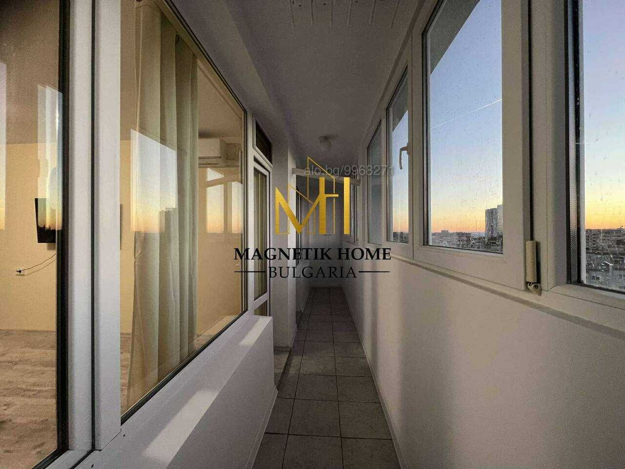 Дава се под наем Тристаен апартамент в Бургас, Лазур - 75 кв.м за 561 € - Снимка #2
