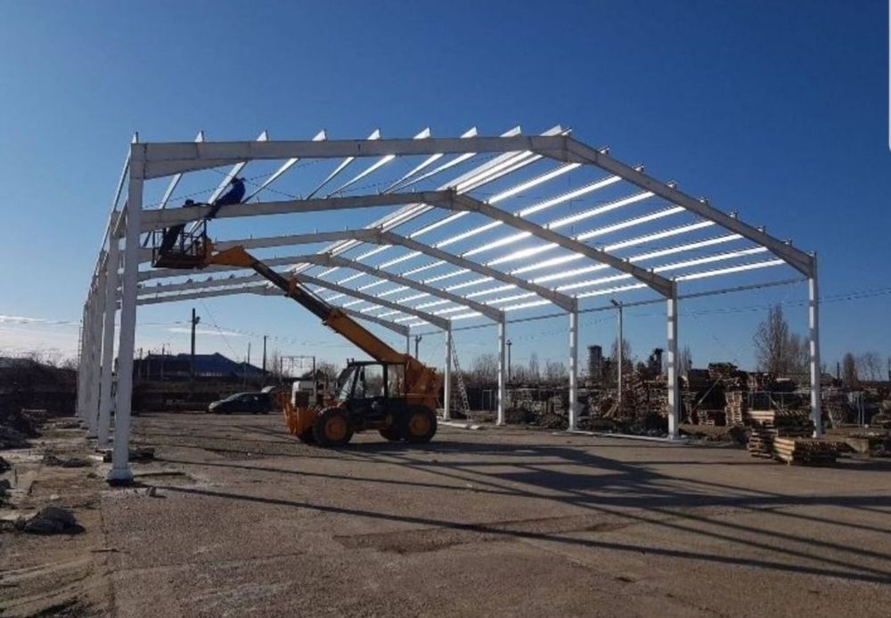 Vand hala metalica 8x32x4 oferim garanție livram în orice jud