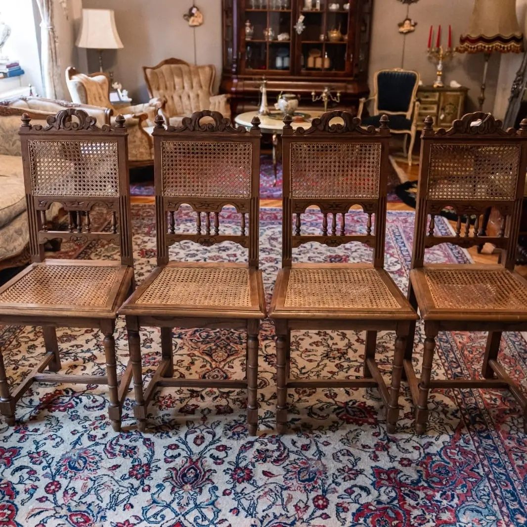 Patru scaune stil Henrie al II-lea