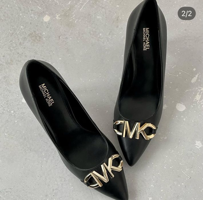 Туфли от бренда маикл корс оригинал