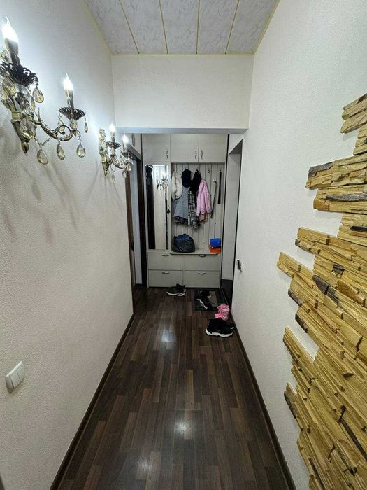 Продам 3-х комнатную на Юнусабаде.4 квартал.   3/3/4