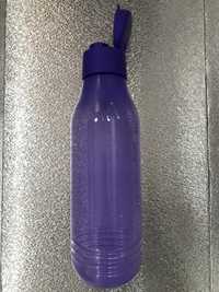 Бутылка Тupperware (0,75 л) для воды (треугольная)