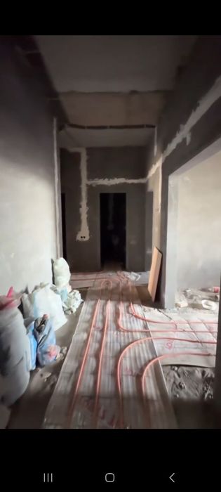 93 kv m 3 xona novostroyka