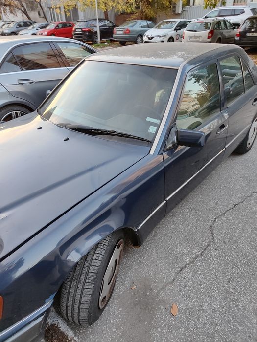 Мерцедес Бенц Е220