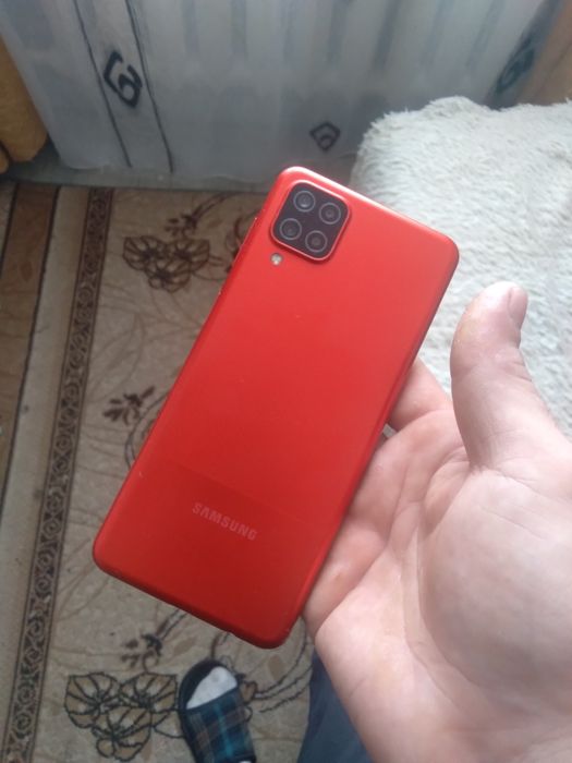 Самунг А12 на 64гб