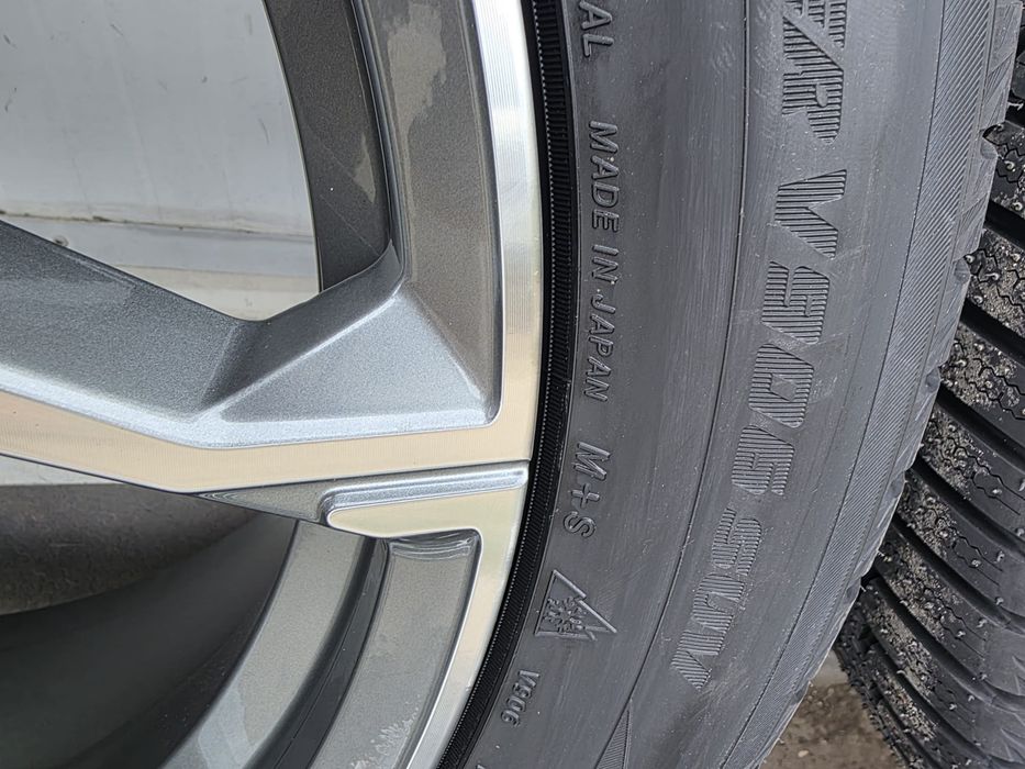 Roti noi iarna complete BMW X7 R21 DOT 2025
