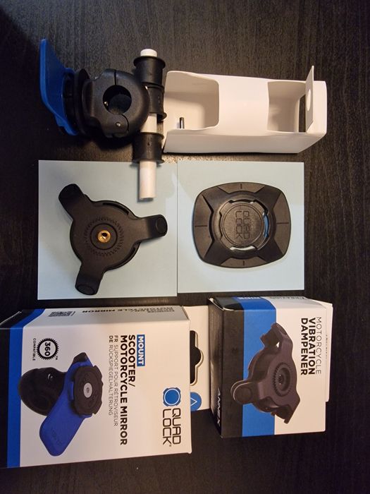 Suport telefon Quad lock pentru oglindă