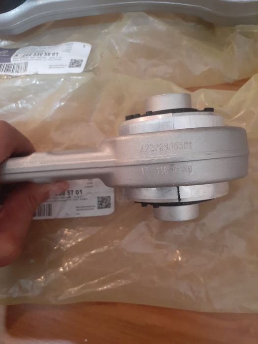 Рычаги подвески  в оригинале на W222,W217,S500 Mercedes,задний привод