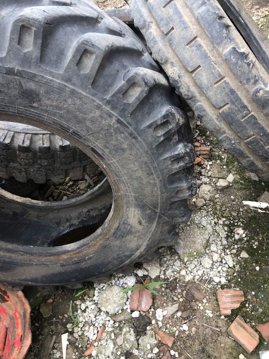 Piesa cauciucuri remorci 750 ,825,900,1000 pe r 20