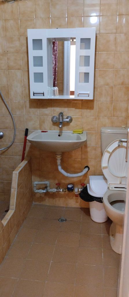 Дава се под наем Двустаен апартамент в Хасково, Училищни - 58 кв.м за 204 € - Снимка #4