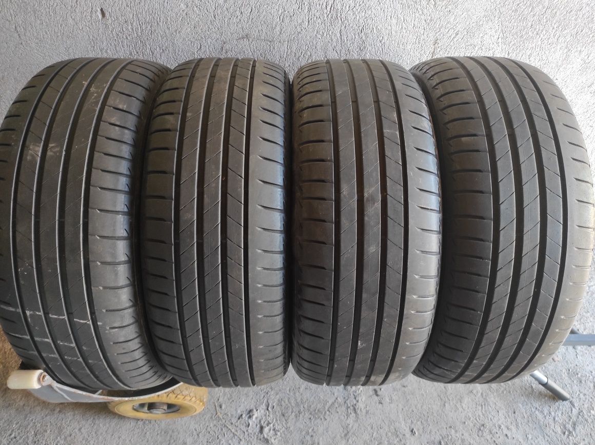 235/55/18 Bridgestone
